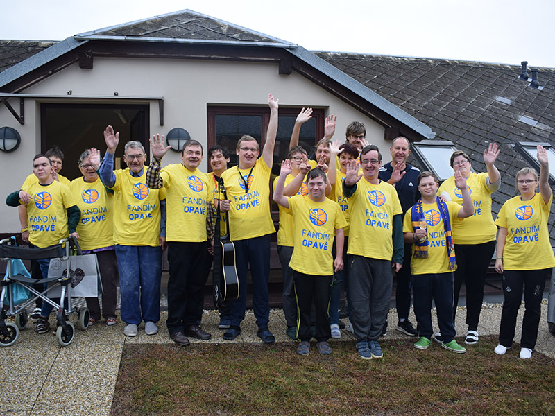 Ať žije Čouda! Trenér BK Opava oslavil své kulatiny s klienty Radosti