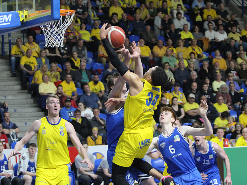 USK poraženo o pětadvacet, Opava slaví postup do semifinále!