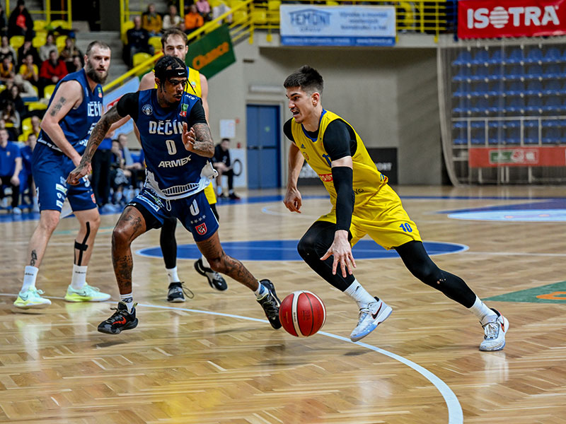 Super zápas! Opava porazila nebezpečný Děčín