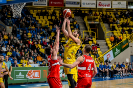 Opavě se zápas s Pardubicemi nepovedl Basketbalisté Opavy neměli v pátek svůj den.