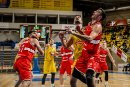 Opavě se zápas s Pardubicemi nepovedl Basketbalisté Opavy neměli v pátek svůj den.