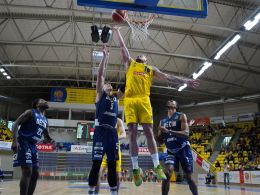 Opava zlomila Děčín ve třetí čtvrtině, zářil Radovan Kouřil