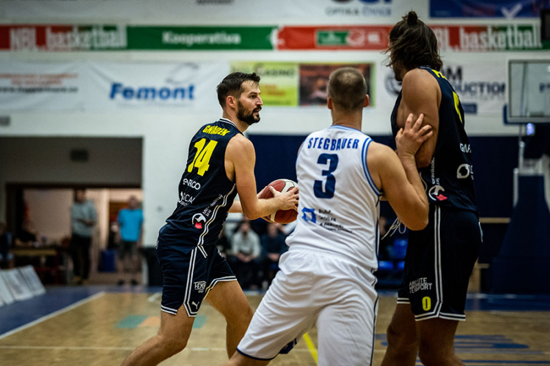 Kolín mrzí. S Dijonem očekávám tvrdý basket, řekl Martin Gniadek