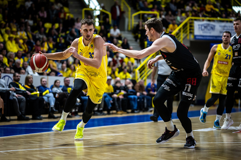 Opava se rvala do posledních sil, nakonec ale postoupil Nymburk