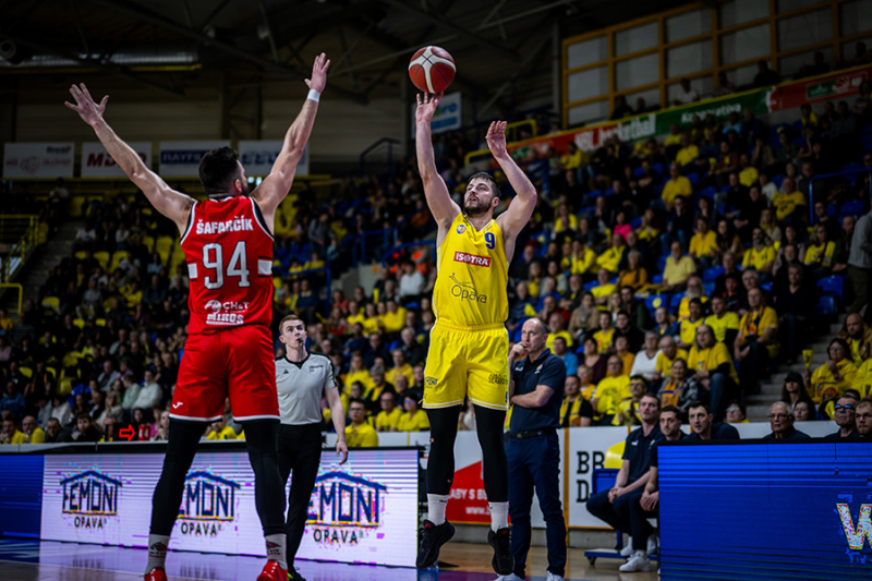 Opava doma prohrála, rozhodla čtvrtá čtvrtina