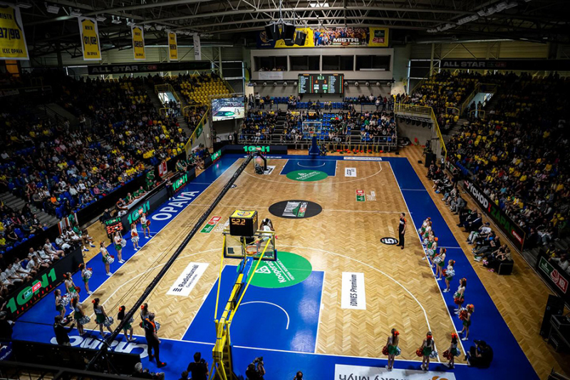 Zápas hvězd v Opavě se povedl. Luděk Jurečka nejlepším dálkovým střelcem