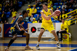 Vynikající basketbal v Opavě! Jakub Šiřina dotáhl tým k výhře