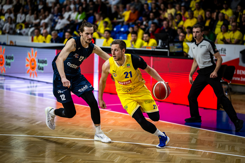 První čtvrtfinálové derby pro Opavu