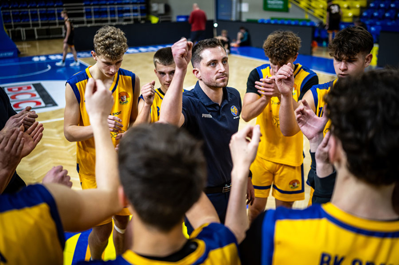 Skvělá práce sedmnáctky, porazila obě Brna. Jsme na dobré cestě, řekl David Zach