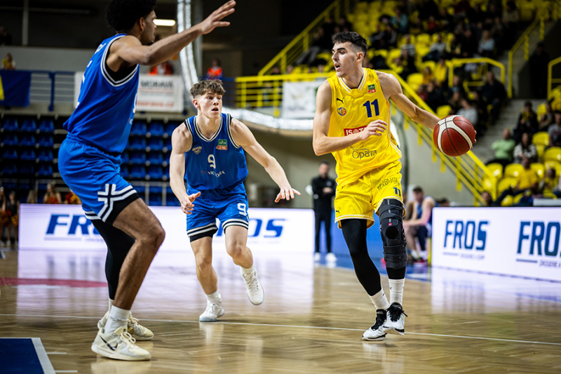 Mezi první ligou a KNBL je velký rozdíl, řekl Kryštof Kavan