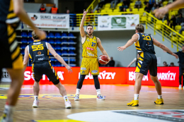 Opava slaví druhé vítězství, Písku dala stovku