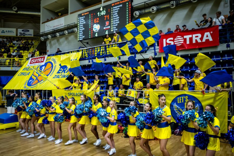 Středeční derby kadetů ve znamení diváckého rekordu