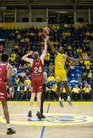 Kuba Šiřina při chuti. Šestadvaceti body srazil Hradec Králové