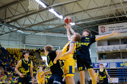 Divácký rekord pokořen. Palubovka opavské haly opět přepisovala historii