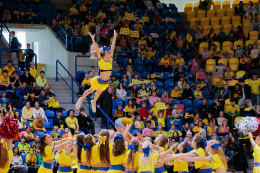 Divácký rekord pokořen. Palubovka opavské haly opět přepisovala historii