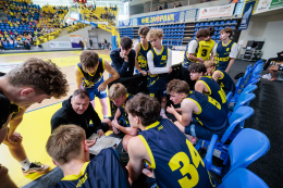 Divácký rekord pokořen. Palubovka opavské haly opět přepisovala historii