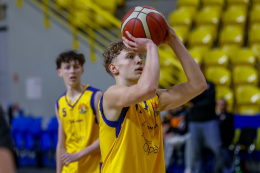 Kadeti s jednou výhrou. V prvním zápase nás srazily mentální chyby, řekl kouč