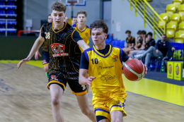 Kadeti s jednou výhrou. V prvním zápase nás srazily mentální chyby, řekl kouč