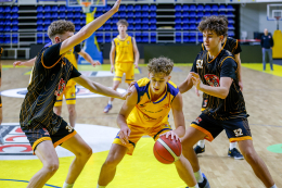 Kadeti s jednou výhrou. V prvním zápase nás srazily mentální chyby, řekl kouč