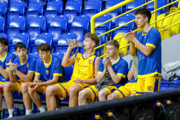 Kadeti s jednou výhrou. V prvním zápase nás srazily mentální chyby, řekl kouč