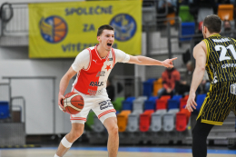 Opava porazila Slavii, z jasného zápasu nakonec drama