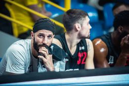 Opava držela s Nymburkem krok v prvním poločase, favorit udeřil trojkami