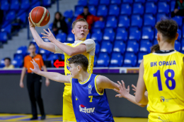 Dvě jasné výhry patnáctky. K zápasu mám výhrady, řekl kouč Filip