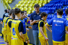 Opava splnila roli favorita, přejela Třinec i Hladnov