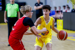 Patnáctka i s marody porazila Nymburk a míří na republiku