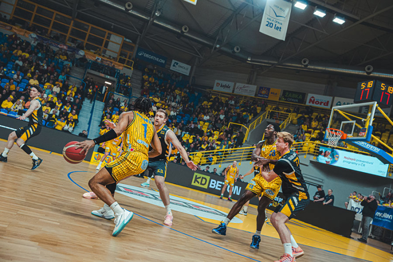 Opava ve druhém poločase excelovala, rozhodla skvělá obrana