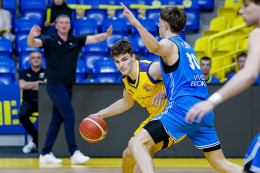 Junioři nezvládli odvetu a sezona jim skončila. Výsledek je pro nás krutý, řekl kouč