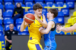 Junioři nezvládli odvetu a sezona jim skončila. Výsledek je pro nás krutý, řekl kouč