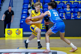 Junioři nezvládli odvetu a sezona jim skončila. Výsledek je pro nás krutý, řekl kouč