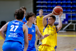 Junioři nezvládli odvetu a sezona jim skončila. Výsledek je pro nás krutý, řekl kouč