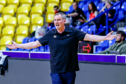 Junioři nezvládli odvetu a sezona jim skončila. Výsledek je pro nás krutý, řekl kouč