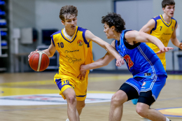 Junioři nezvládli odvetu a sezona jim skončila. Výsledek je pro nás krutý, řekl kouč