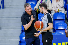 Junioři nezvládli odvetu a sezona jim skončila. Výsledek je pro nás krutý, řekl kouč