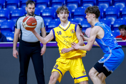 Junioři nezvládli odvetu a sezona jim skončila. Výsledek je pro nás krutý, řekl kouč