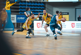 Opava ovládla derby, Ostravě dala stovku a ve čtvrtfinále narazí na Ústí