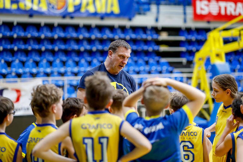 Dvanáctka má za sebou náročný program: dvě výhry ze čtyř zápasů