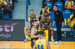 Opava dala Slunetě stovku a slaví třetí vítězství v sérii