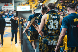 Opava dala Slunetě stovku a slaví třetí vítězství v sérii