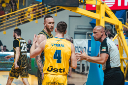 Opava dala Slunetě stovku a slaví třetí vítězství v sérii