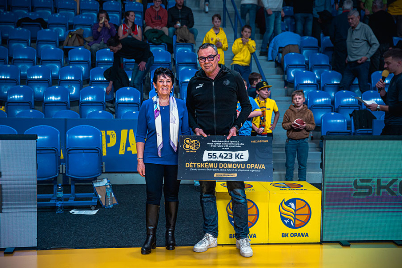 Basketbalový klub pomáhal dětem z dětského domova
