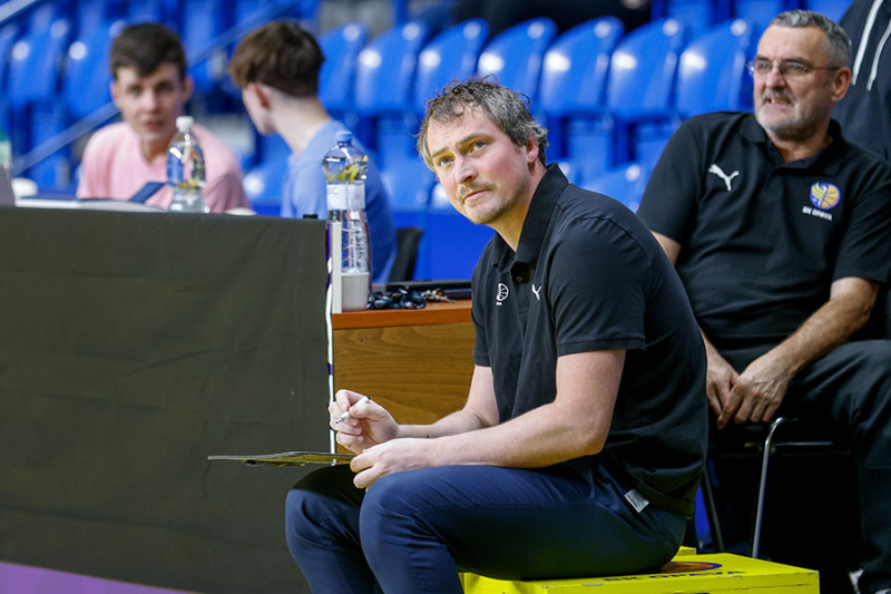 Devatenáctka a béčko v tvrdé přípravě, na programu turnaje