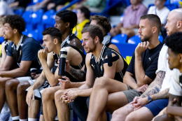 Opava prohrála s  Górniczou. David Zach rozebral nejen zápas