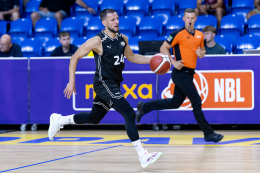 Opava prohrála s  Górniczou. David Zach rozebral nejen zápas